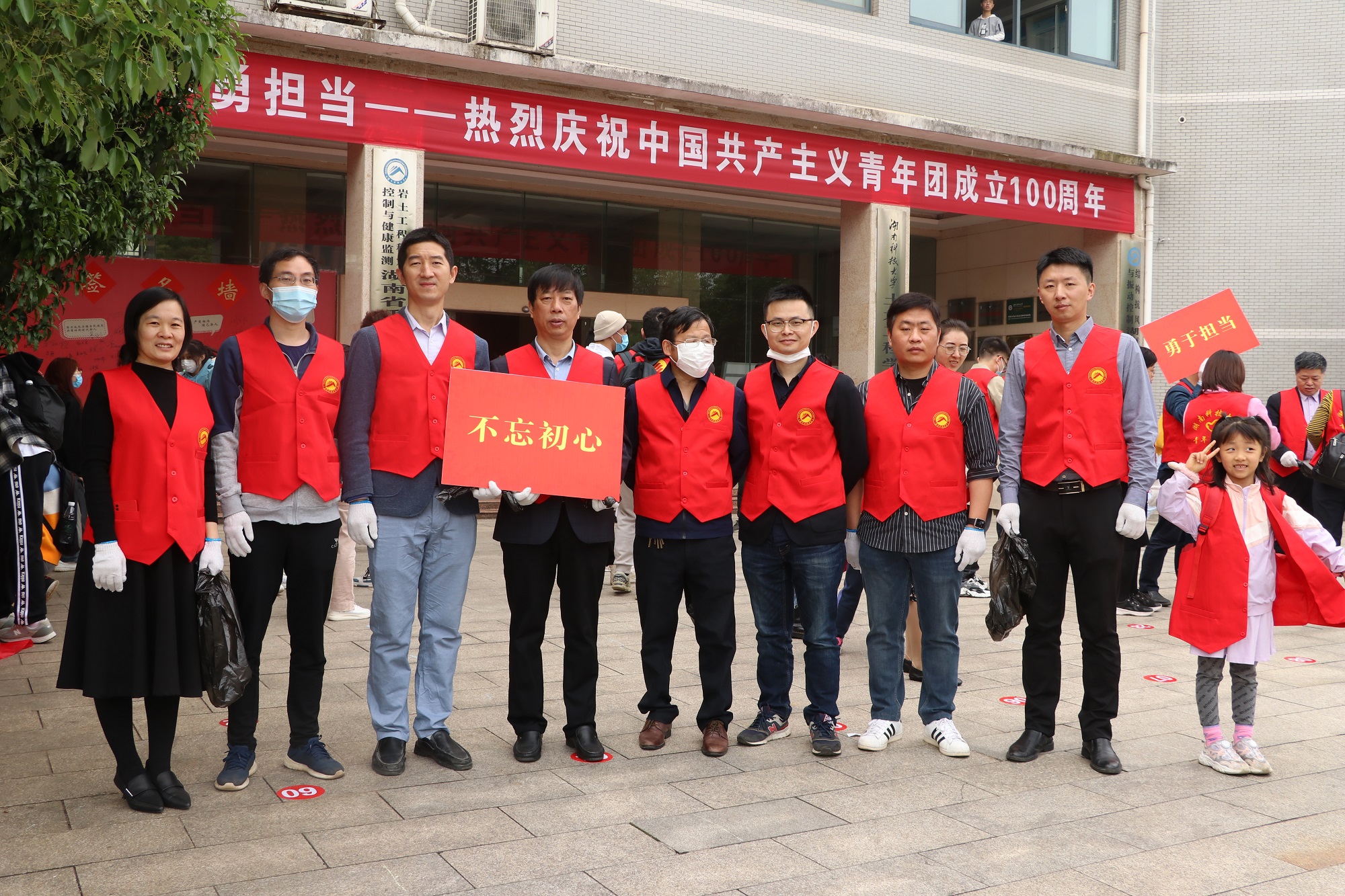 b7dd7df298cb4a7daab23704e27be052.jpg b7dd7df298cb4a7daab23704e27be052.jpg